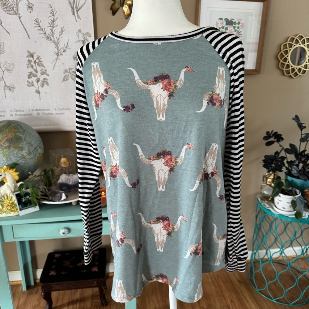 Bohemian Western Floral Bull Skull Raglan Top with Striped Sleeves